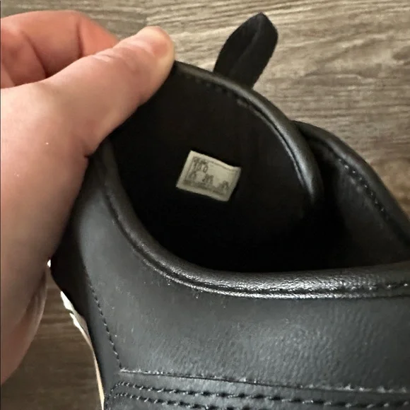 Vans Men's Classic Vegan Leather Black Sneakers - Picture 5 of 5